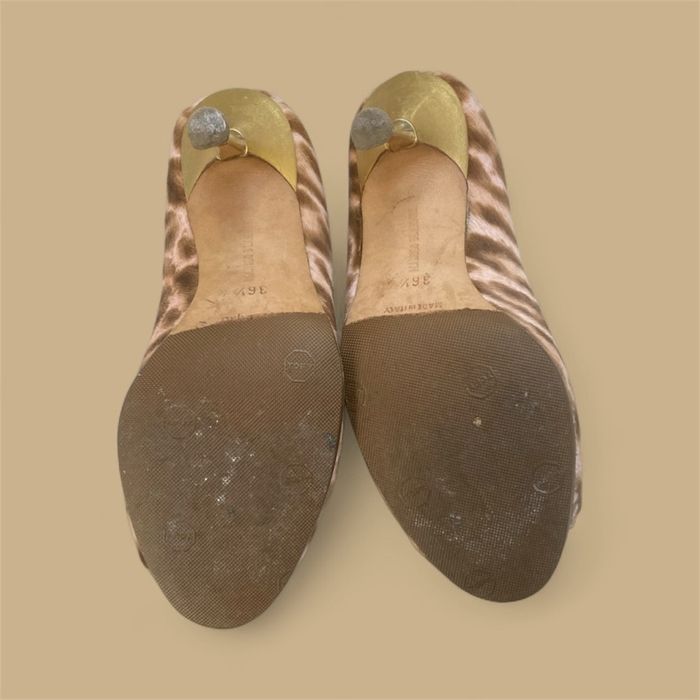 Manolo Blahnik pink and brown pony hair Peep Toe Heels - Picture 4 of 4